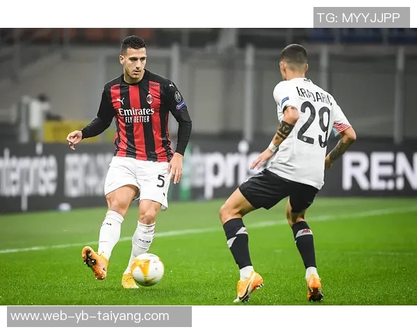 奥赖利谈左后卫表现提升哈兰德跑位能力令人赞叹 奥赖利谈左后卫表现提升哈兰德跑位能力令人赞叹