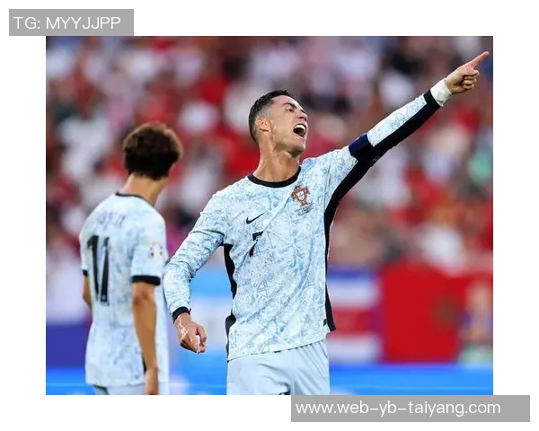 帕利尼亚反击卡拉格批评称其靠贬低他人谋生无视C罗成就 帕利尼亚反击卡拉格批评称其靠贬低他人谋生无视C罗成就